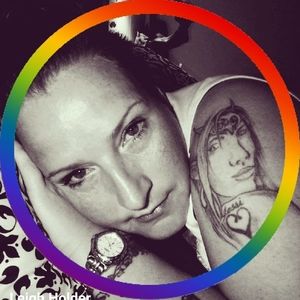 Meet your Posher, Leigh